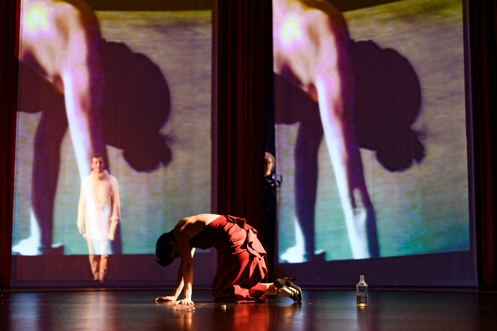 Momentum - Claudia Meyer - Theater Konstanz - Bild